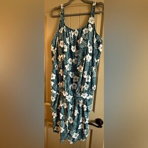 Brand New Size 26 Floral Blue One Piece Swimsuit With Pockets & Built In Panty 🌴